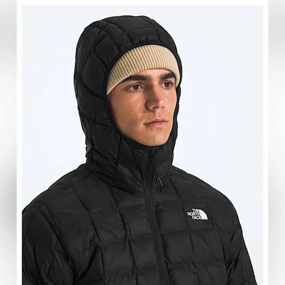 The North Face black zip